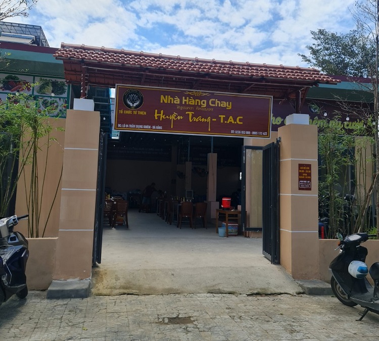 Nhà hàng chay Huyền Trang